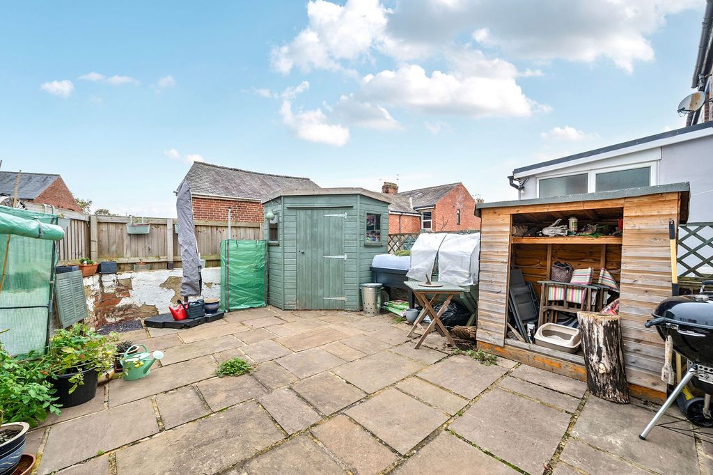 Property photo 3 of 18