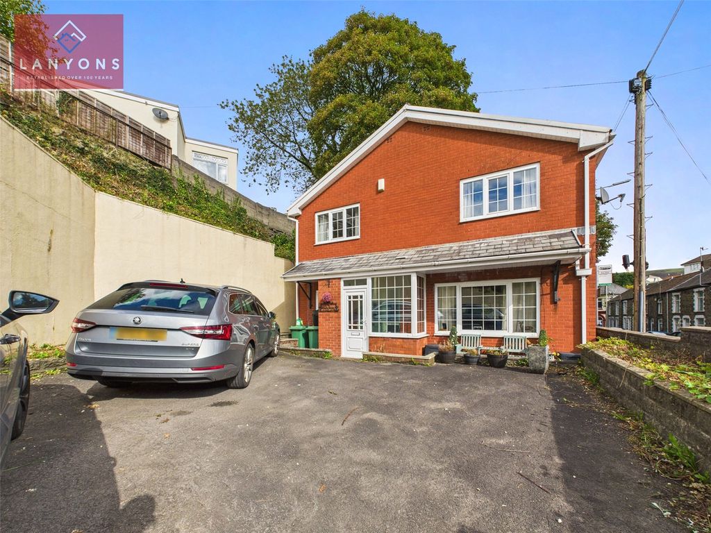 Property photo 1 of 15 Picture No. 32