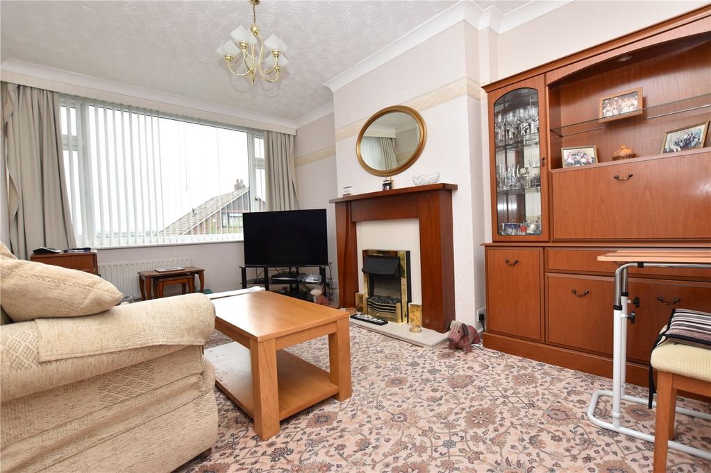 Property photo 3 of 25 Picture No. 24