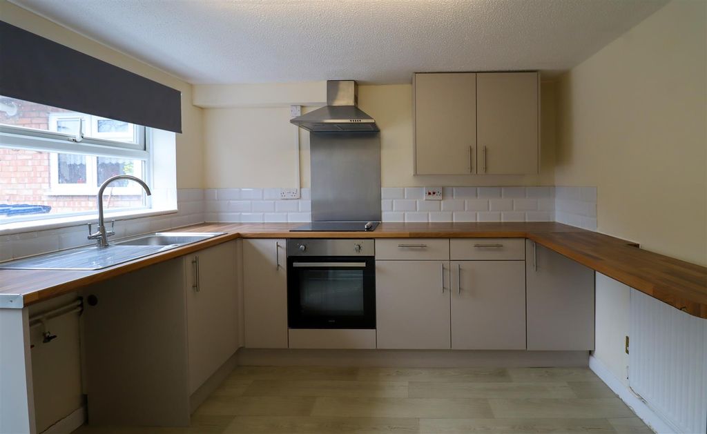 Property photo 2 of 8 Img_6259.Jpg