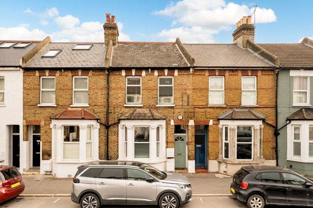 Property photo 1 of 5