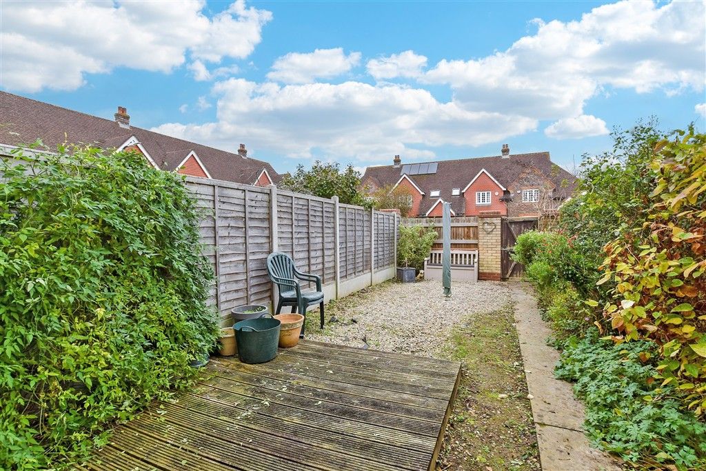 Property photo 2 of 10 Garden