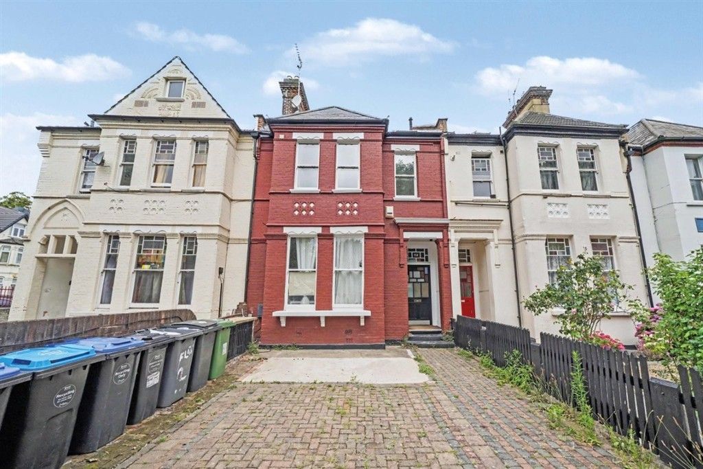Property photo 1 of 10