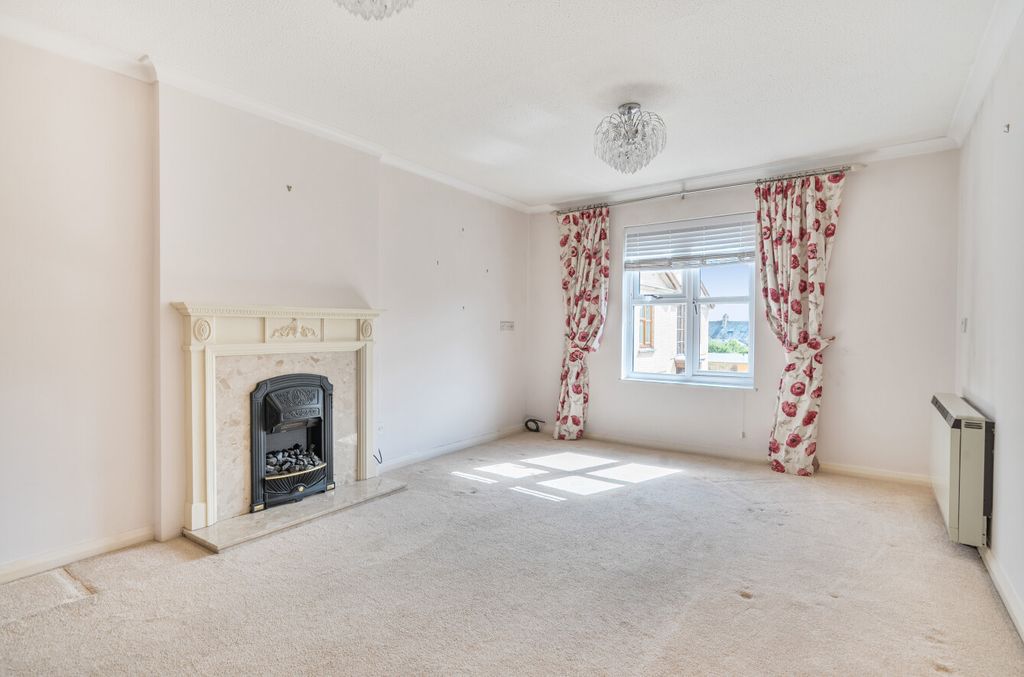 Property photo 2 of 17 1332659-2-688c969...