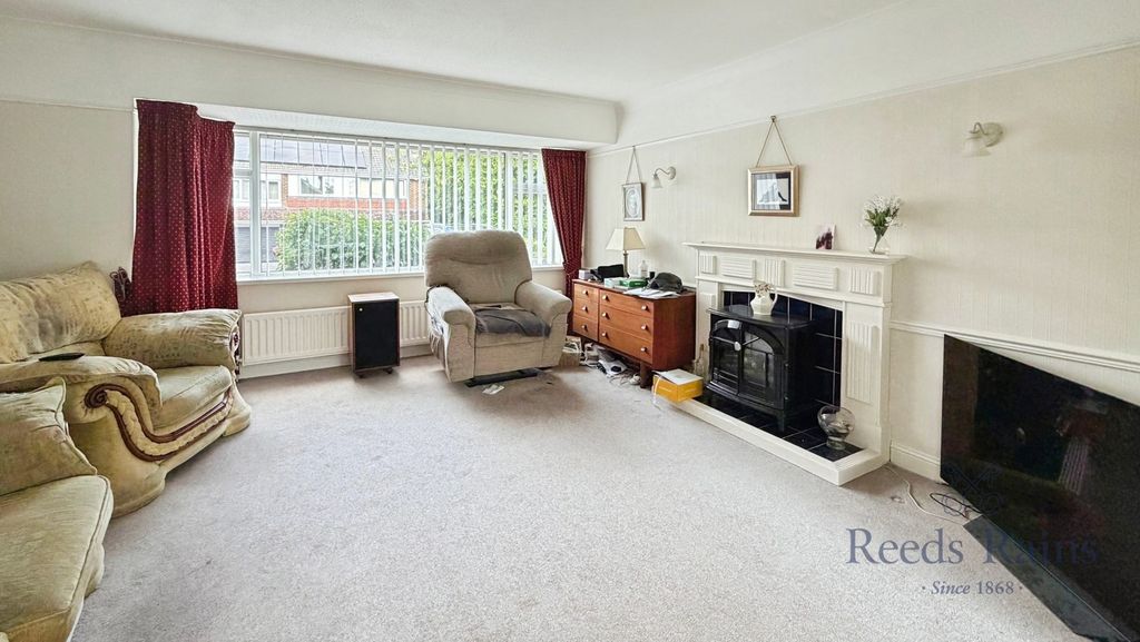 Property photo 3 of 22 Pbox-Img.Jpg