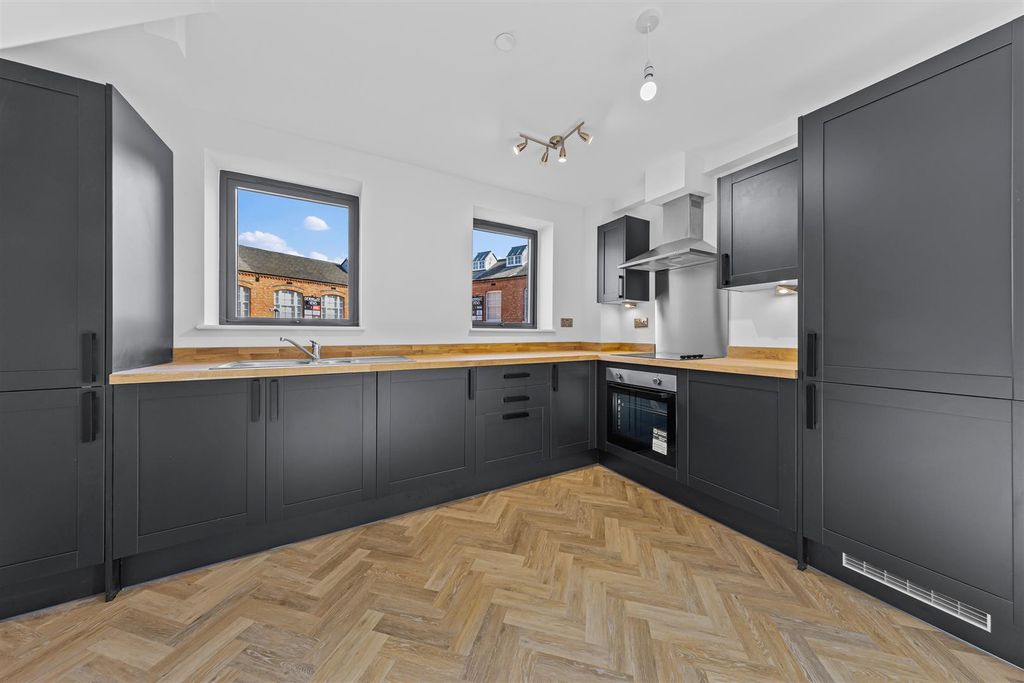 Property photo 2 of 16 Derngateplace-Plot43-14.Jpg