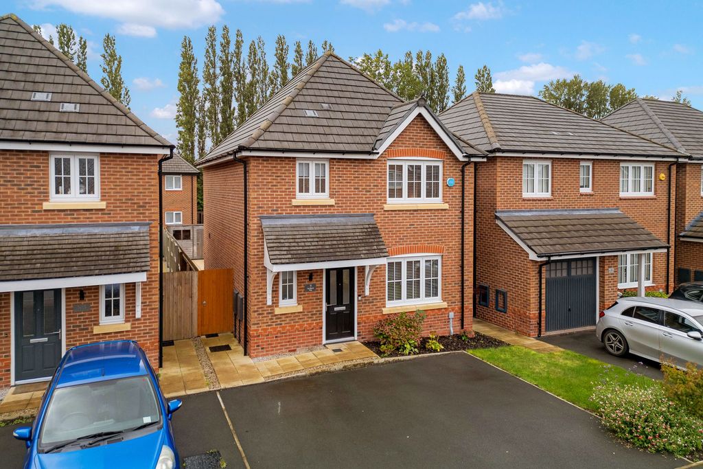 Property photo 1 of 34