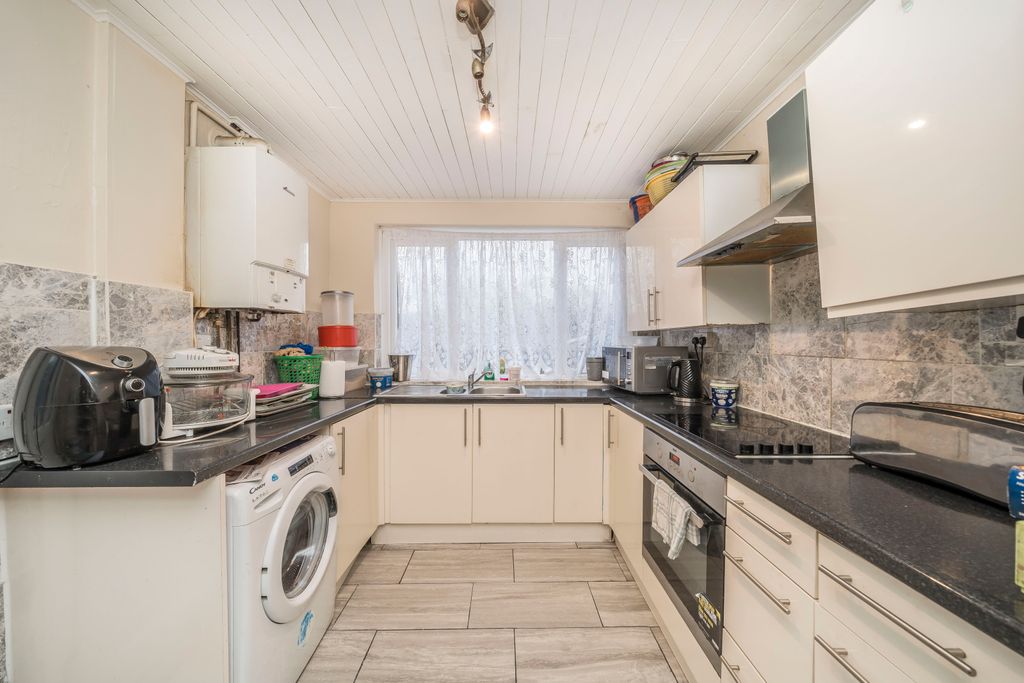 Property photo 2 of 7 Picture No. 02