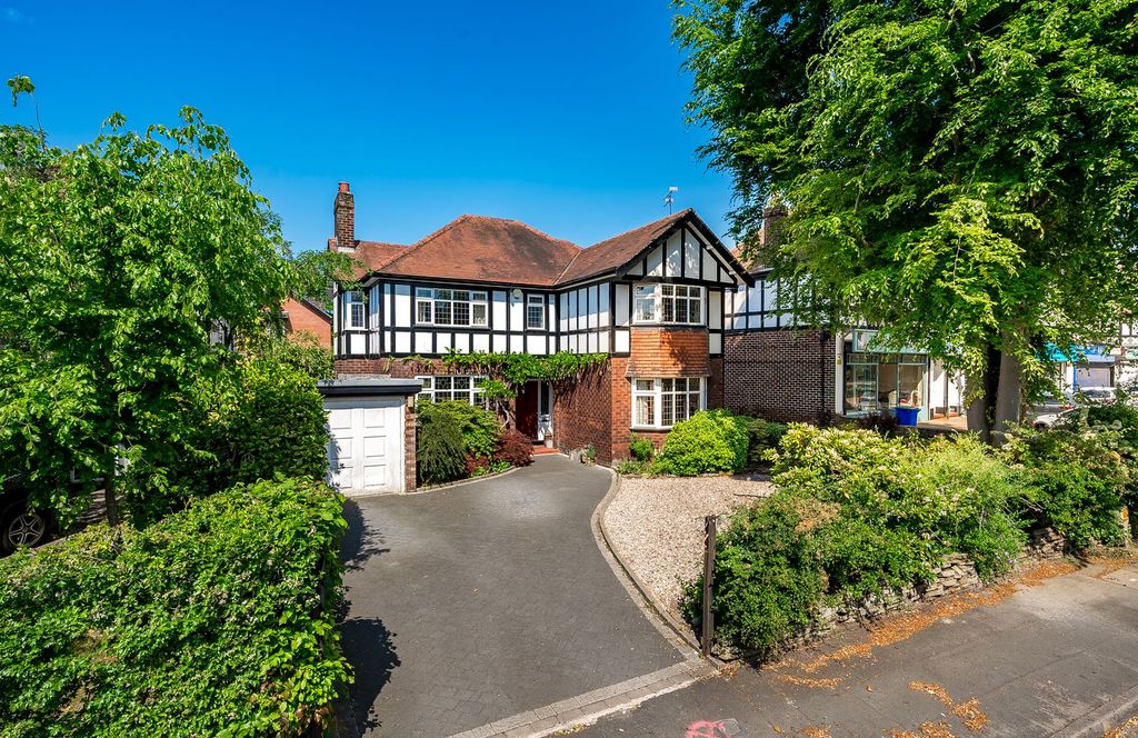 Property photo 1 of 35