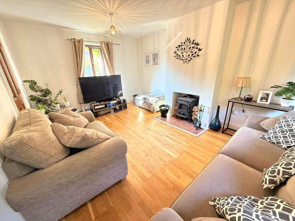 Property photo 2 of 11 6.Jpg