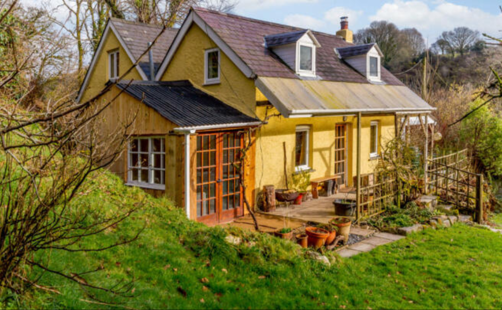 Property photo 2 of 29