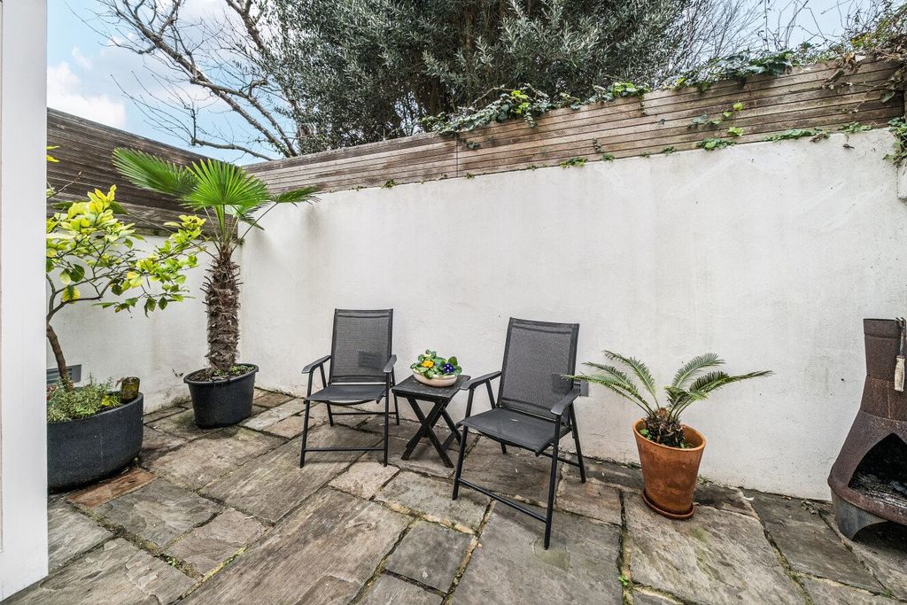 Property photo 2 of 10 Picture No. 05