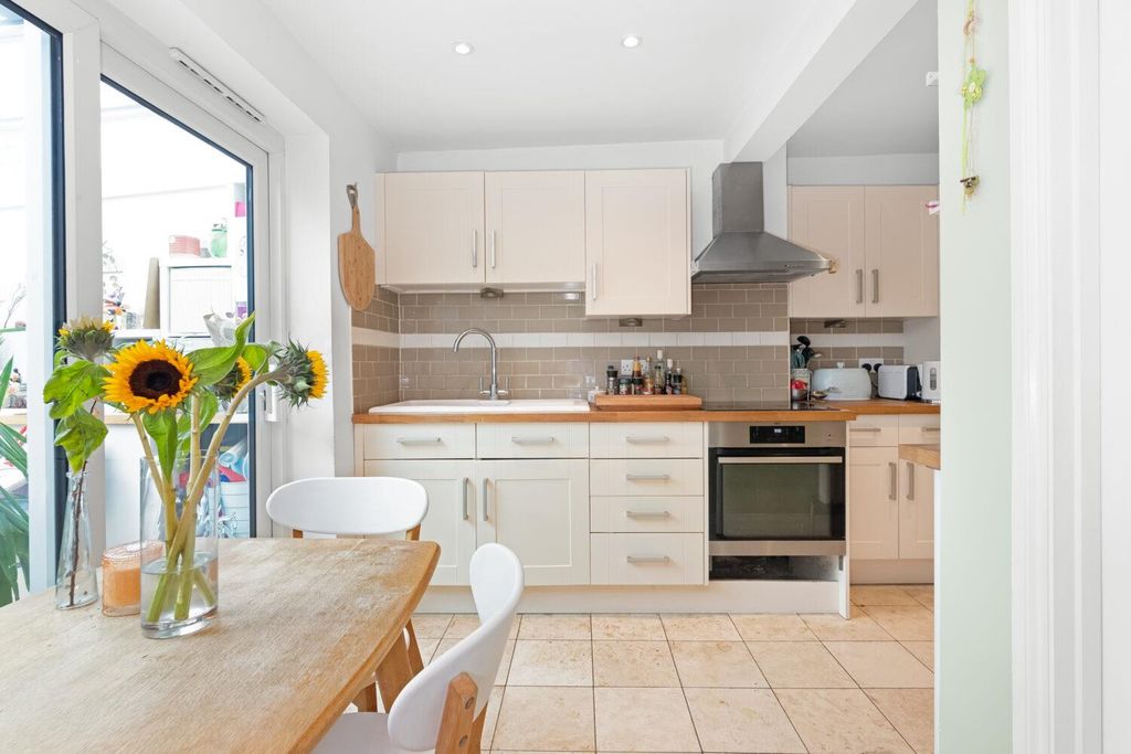 Property photo 1 of 13 4.Jpg