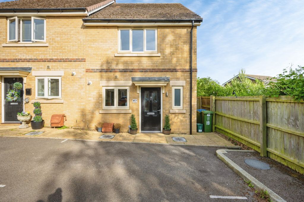 Property photo 1 of 15