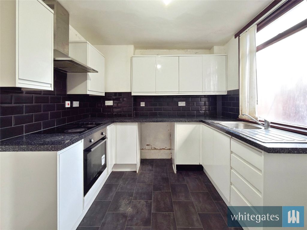 Property photo 2 of 14 Picture No. 40