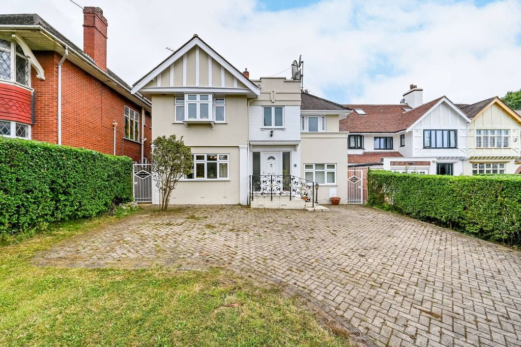 Property photo 1 of 13