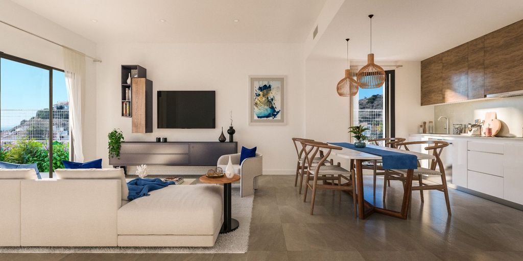 Property photo 3 of 12 Photo 2