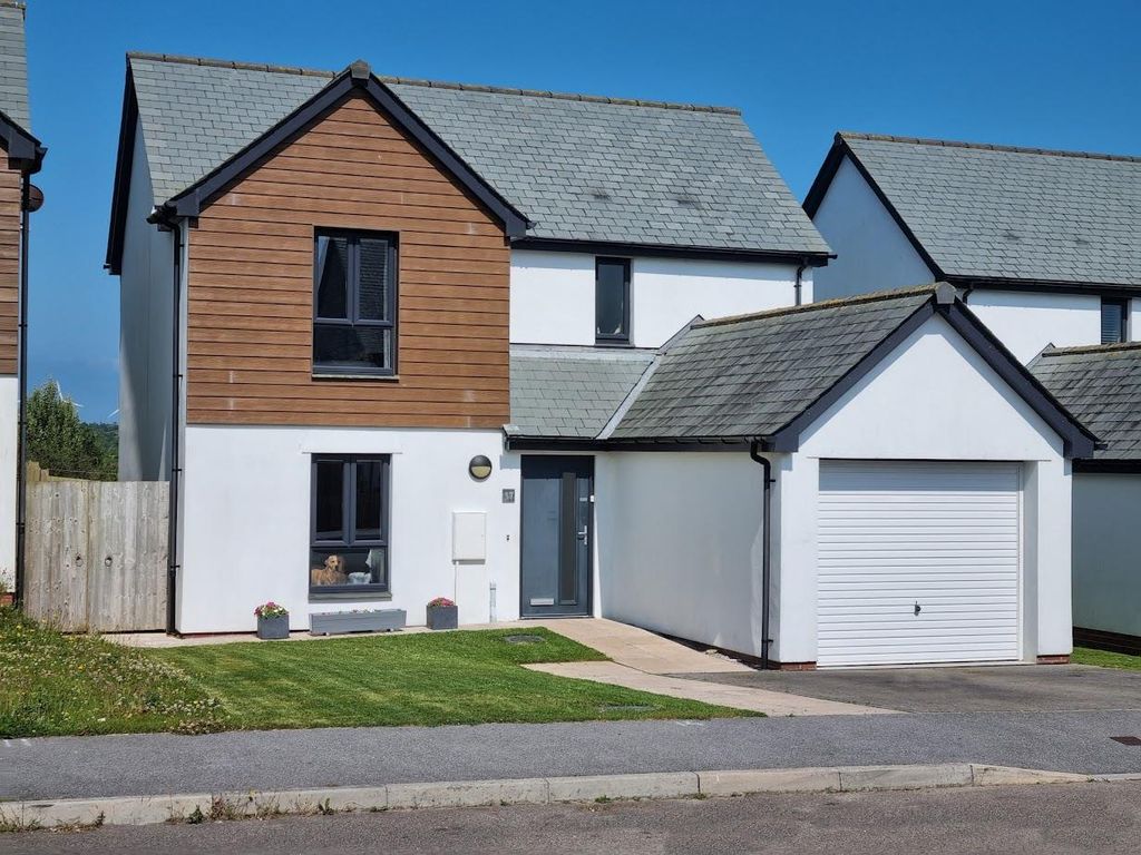 Property photo 1 of 15 Front-Aspect2.Jpg