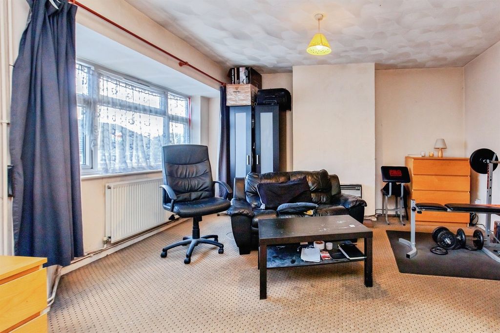 Additional image 9 of 2 bed flat for saleCora Road, Kettering NN16