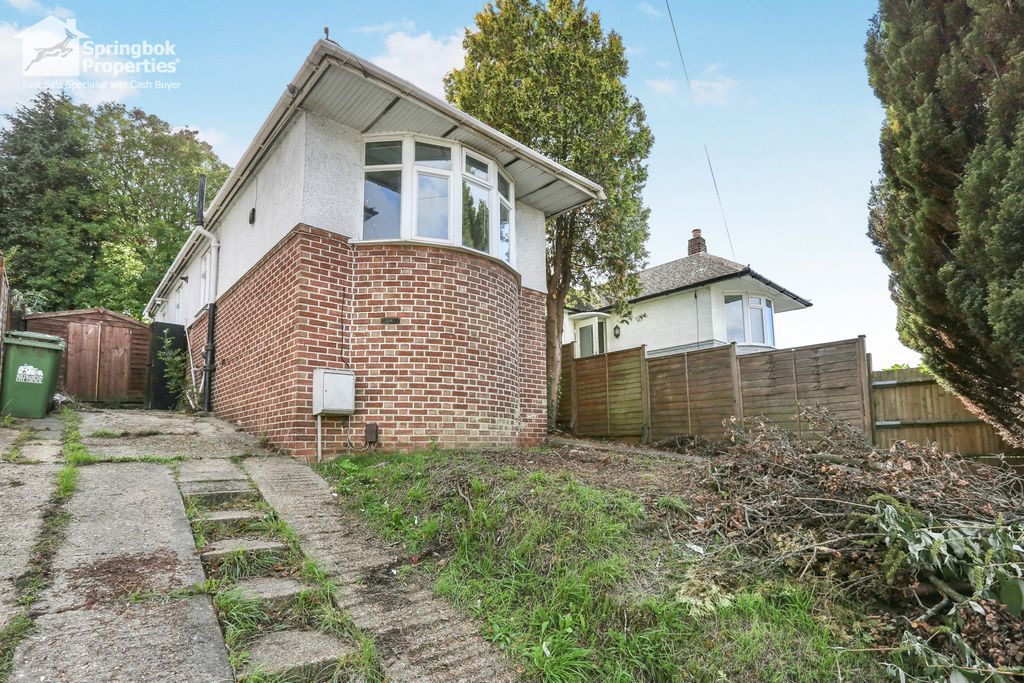 Property photo 1 of 12 Front View