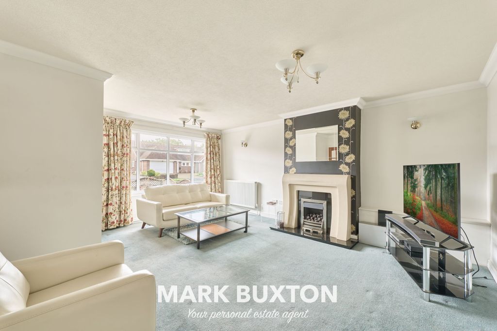 Property photo 3 of 24