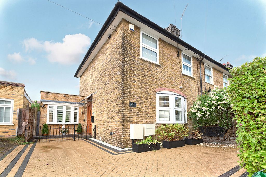 Property photo 1 of 14