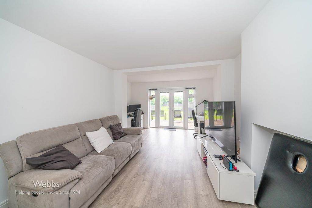 Property photo 3 of 47 Â©Webbsâ© (2 Of 36).Jpg
