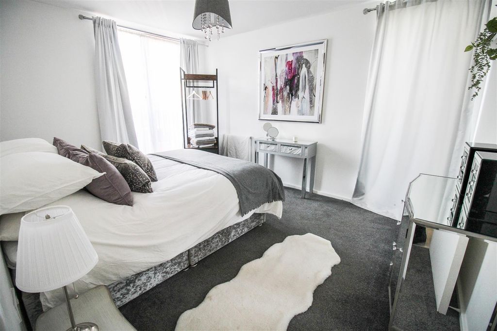 Property photo 3 of 8 Img_5108.Jpg