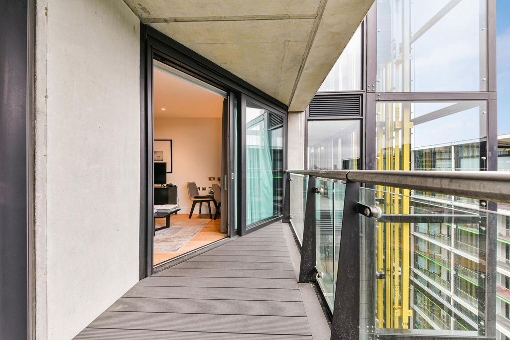 Property photo 3 of 9