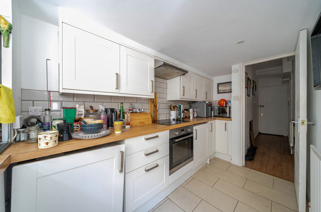 Property photo 3 of 10 1495077-7-6A5E012...