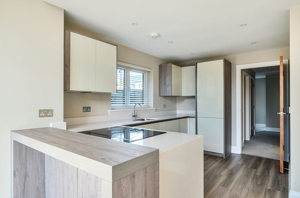 Property photo 2 of 19 1417334-4-6994334...