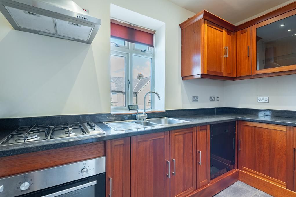Property photo 3 of 25 Cup1499Seg Kitchen