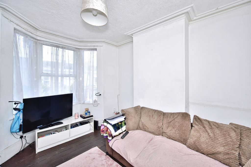 Property photo 2 of 14 Pbox-Img.Jpg