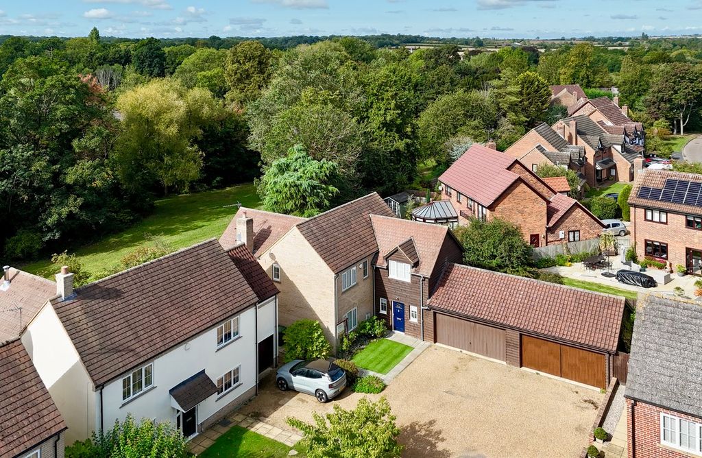 Property photo 3 of 25