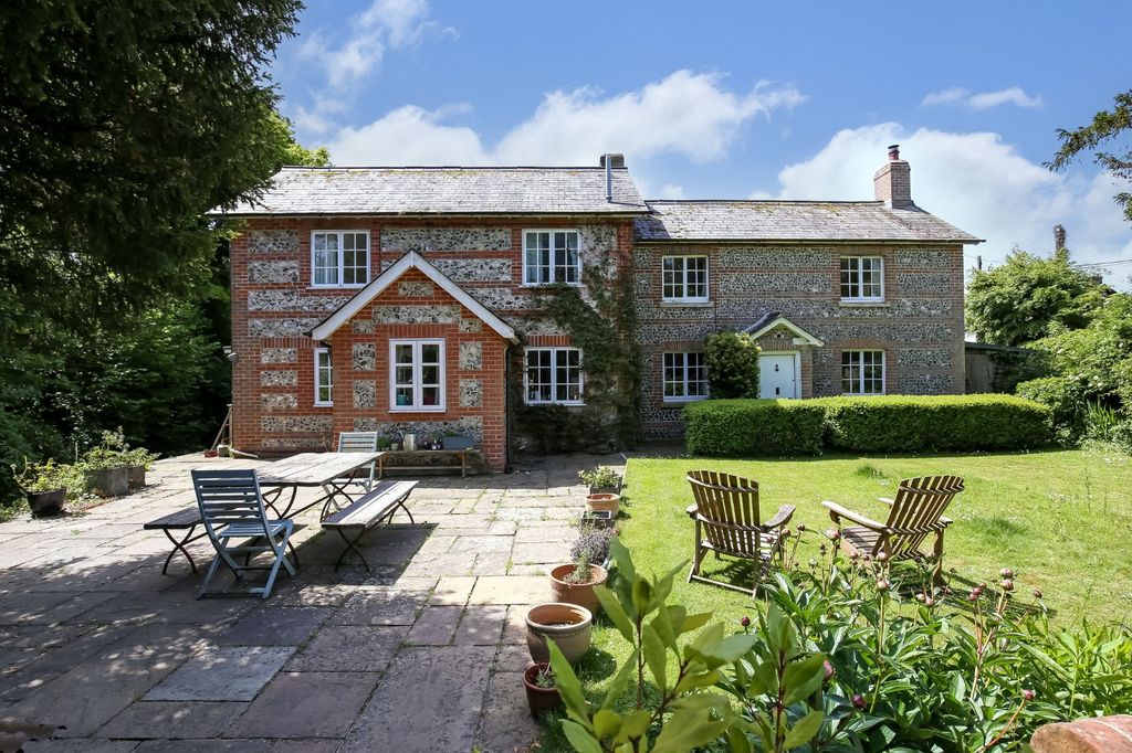 Property photo 1 of 16 Picture No. 18