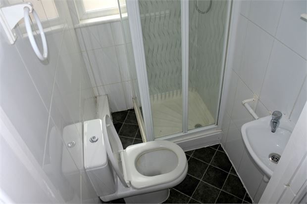 Property photo 3 of 4 Picture 3