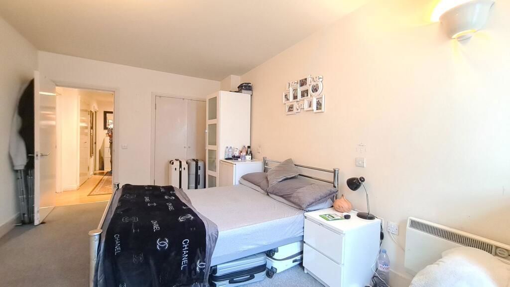 Property photo 3 of 5
