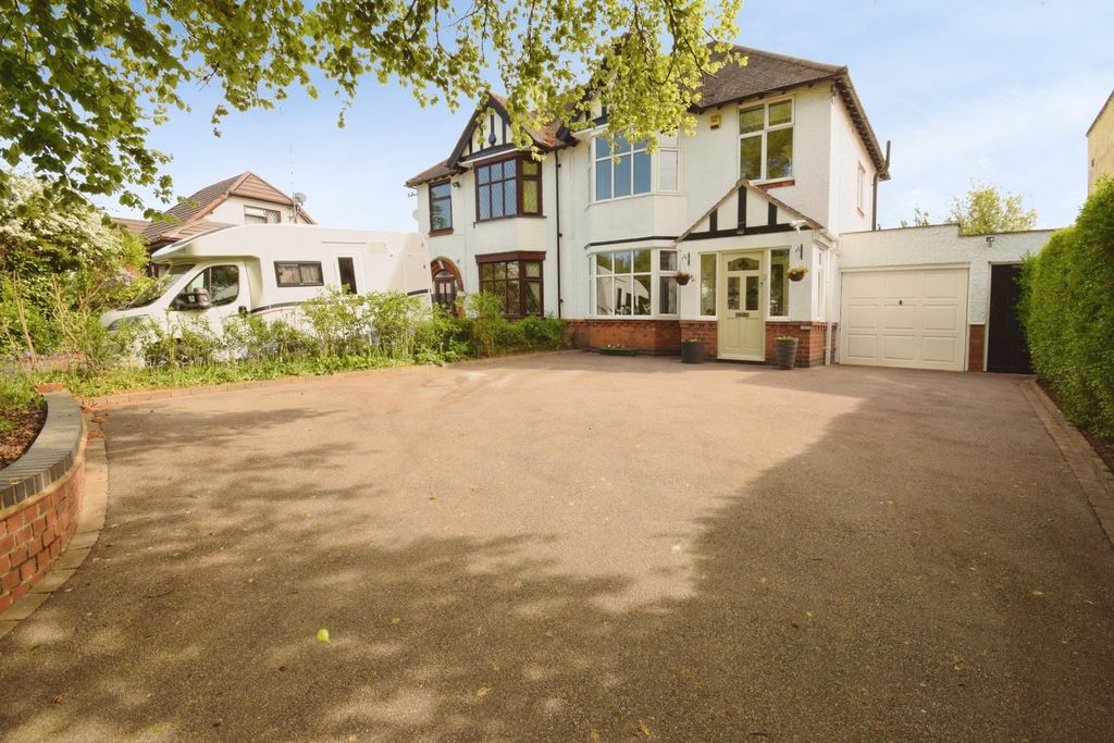 Property photo 1 of 55 Main Image
