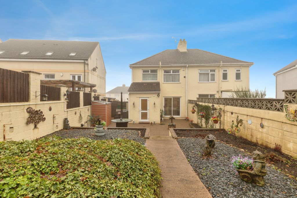 Property photo 2 of 20 Rear