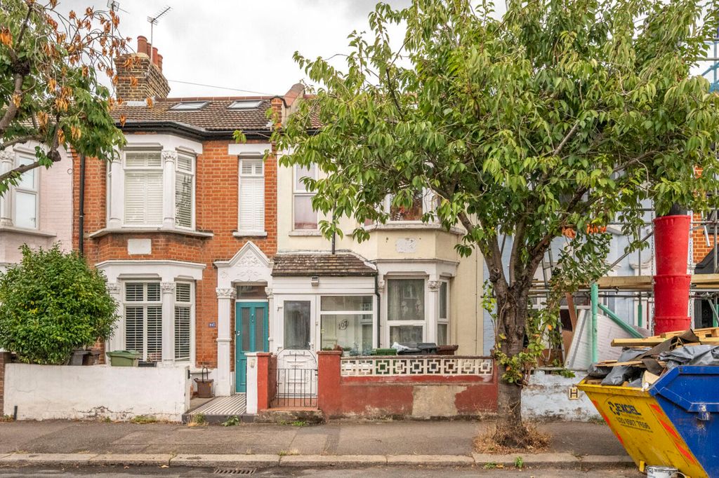 Property photo 1 of 8