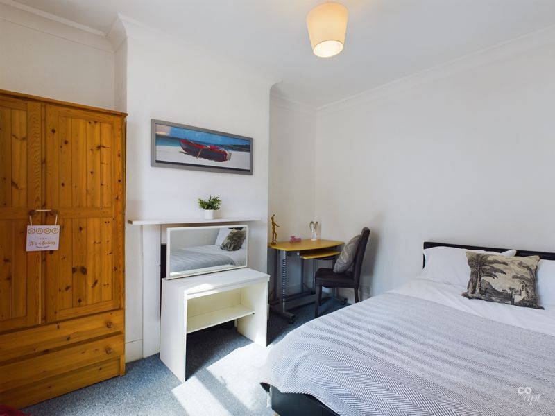 Property photo 1 of 12 Photo 16