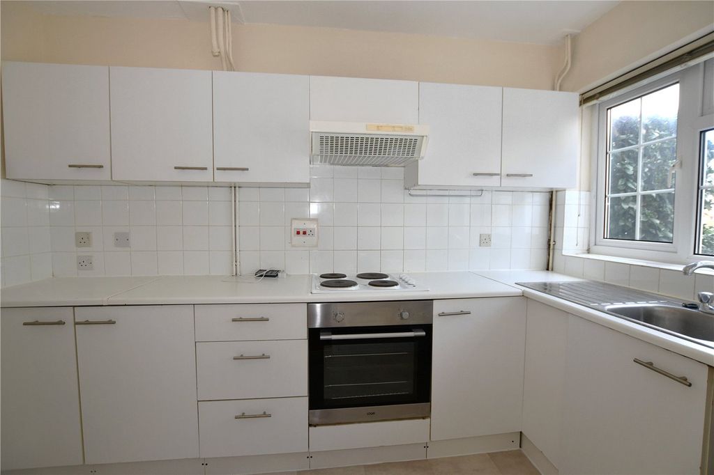 Property photo 3 of 12 Picture No. 02
