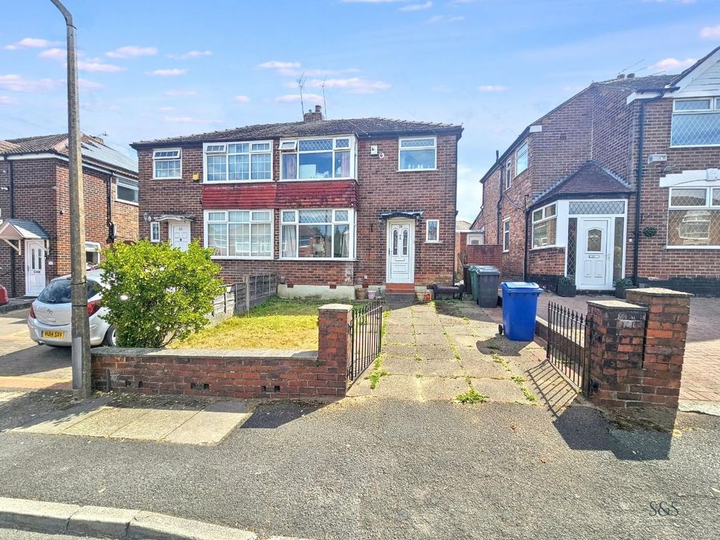 Property photo 1 of 23