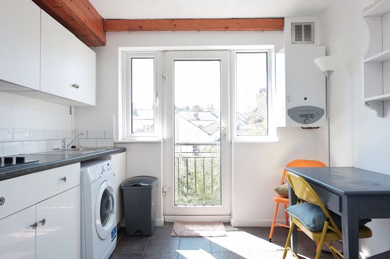Property photo 1 of 6 Kitchen