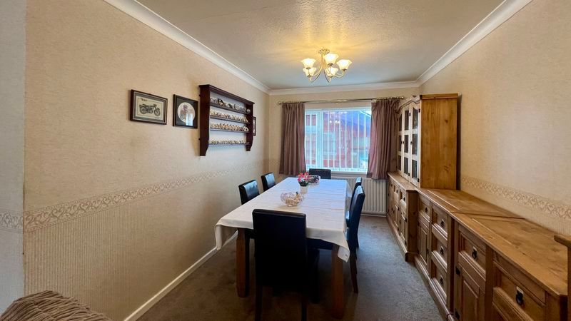 Property photo 3 of 14 Photo 4