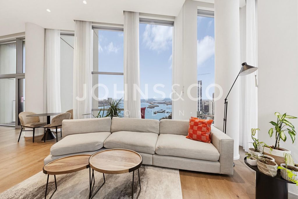 Property photo 1 of 3