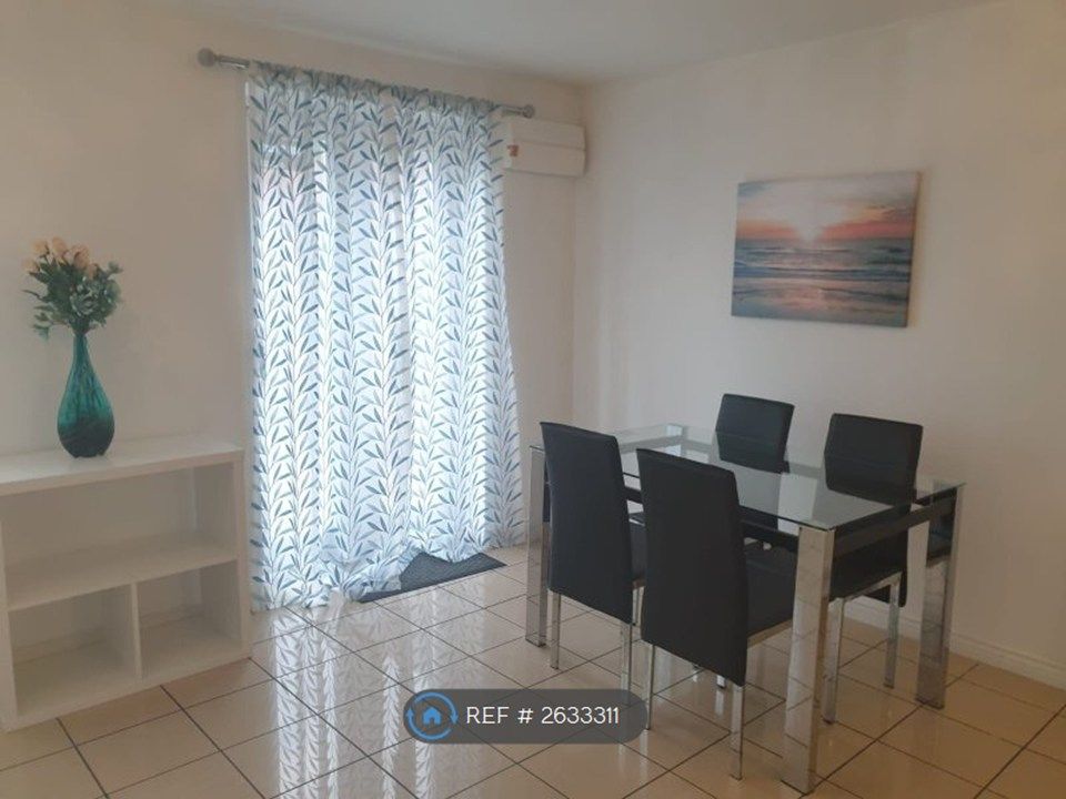 Property photo 3 of 5