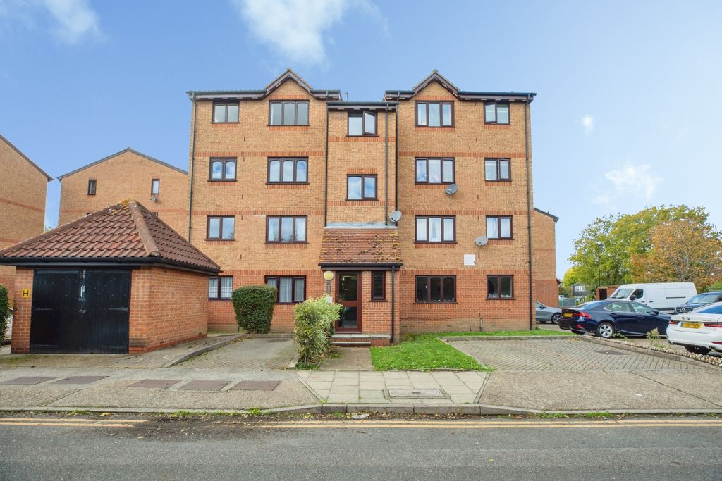 Property photo 1 of 24 0T7A6627-Hdr