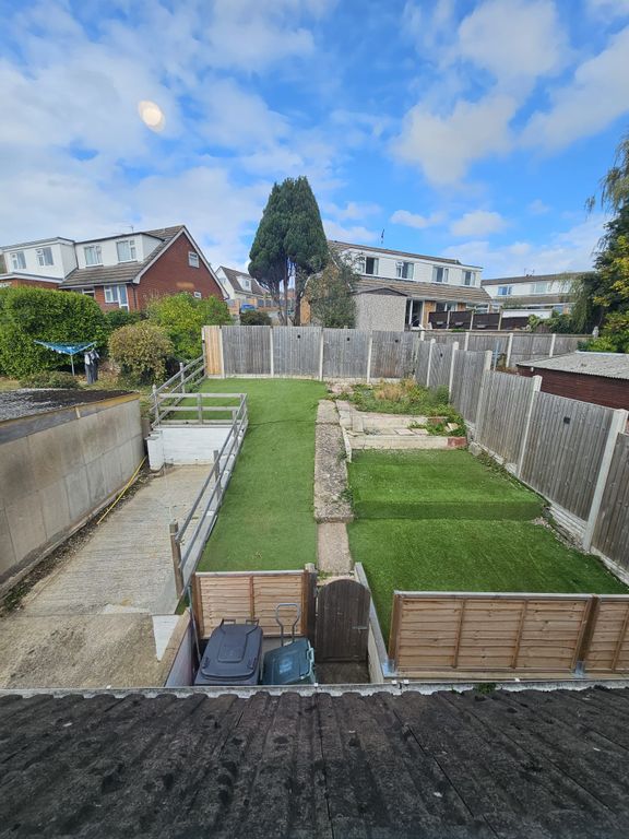 Property photo 3 of 19