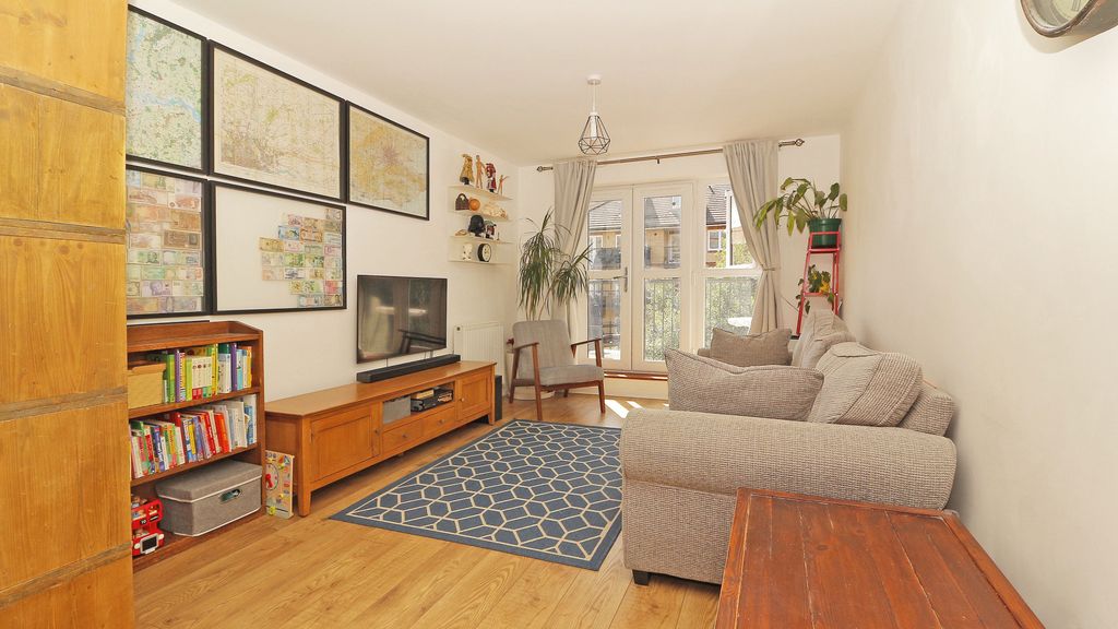 Property photo 2 of 13